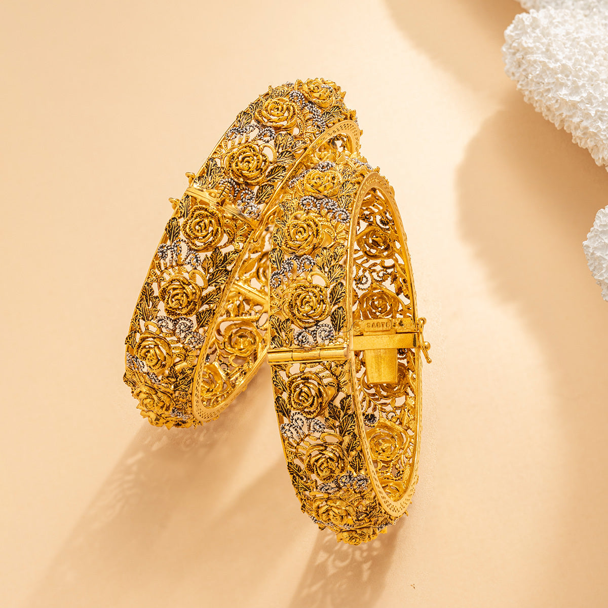 Qaws al Matar Collection